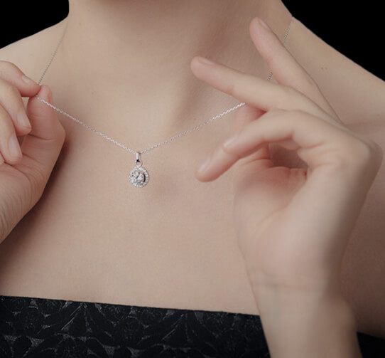 moissanite-necklaces-cerijewelry