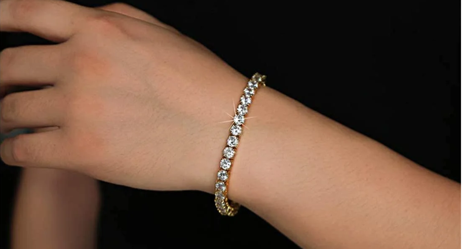 The Bracelet That’s Giving “Quiet Luxury” for Less